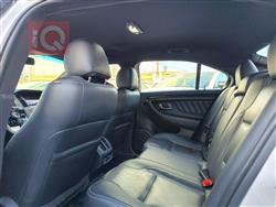 Ford Taurus